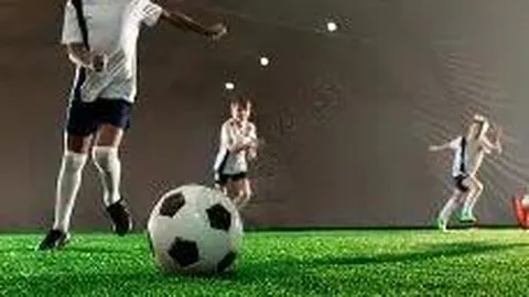 萨卡重返赛场：训练新照亮相，球迷期待重逢