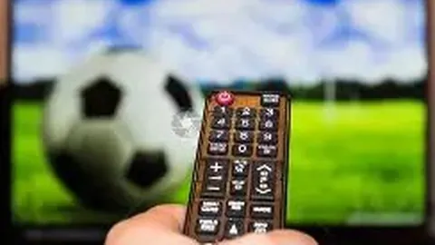 哈蘭德欧冠星光熠熠，霍伊伦精准射门，奔跑狂飙11公里，感动全场